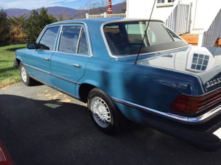 Illustration for article titled This 1979 Mercedes Benz 300SD Asks $6,800, Has More Miles Than A Jazz Retrospective